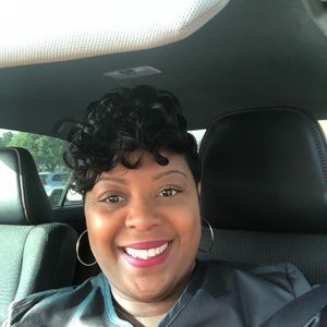 Meet your Posher, Tiesha